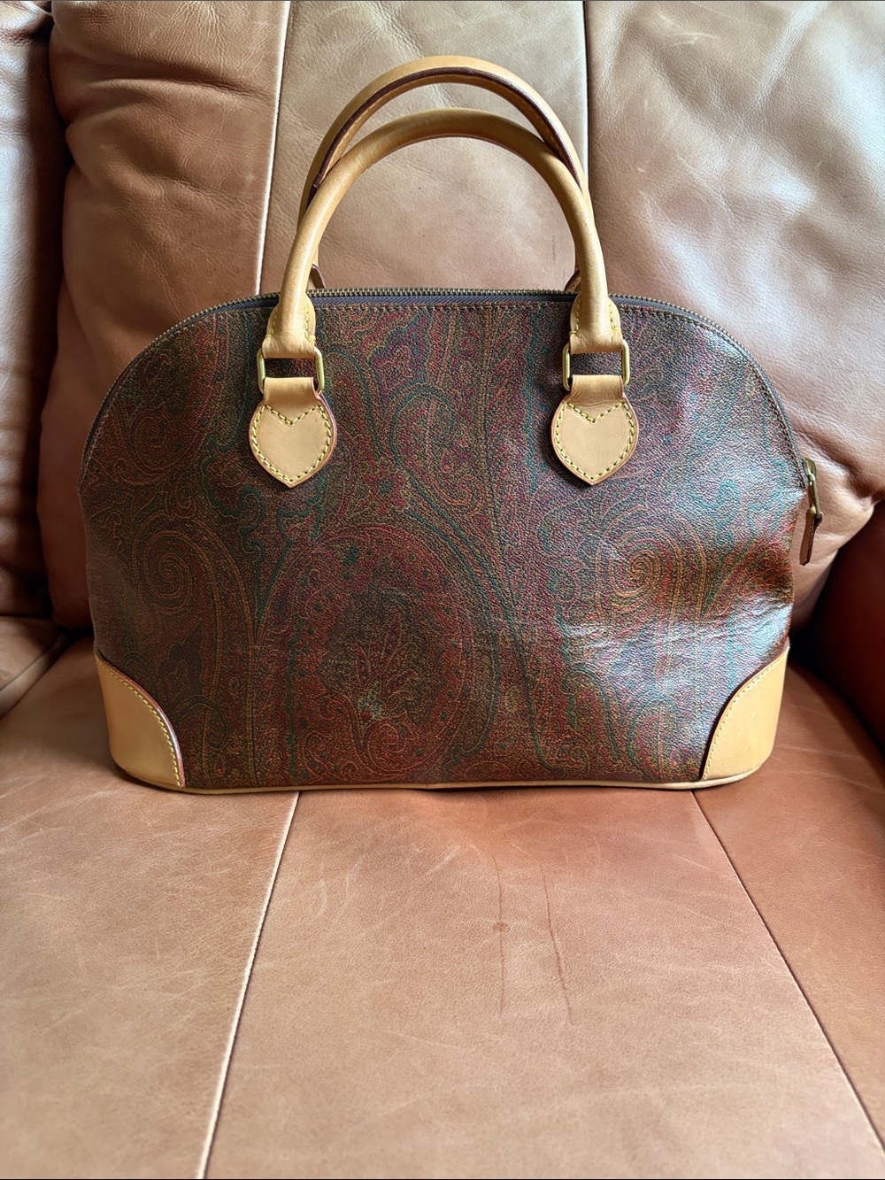 Beautiful Etro Paisley Dome Satchel with Tan Trim - Picture 4 of 10